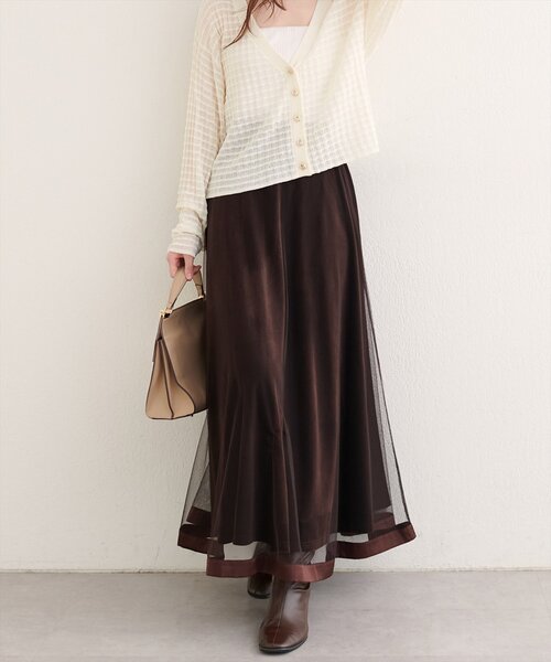 natural couture（ナチュラルクチュール）の「【WEB限定】サテンパイピングチュールスカート（スカート・レディース・ブラック/サックスブルー/オフホワイト/ブラウン・FREE）」の20枚目の写真