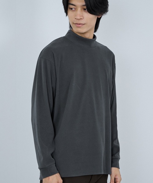 NAVY（ネイビー）の「NAVY MAC-HEAT シルキータッチモックネック（Tシャツ/カットソー・メンズ・ベージュ/グレー/オフホワイト/ブラック・L/M/S/XL）」の3枚目の写真