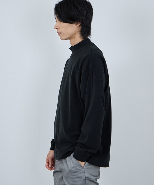 NAVY（ネイビー）の「NAVY MAC-HEAT シルキータッチモックネック（Tシャツ/カットソー・メンズ・ベージュ/グレー/オフホワイト/ブラック・L/M/S/XL）」の8枚目の写真