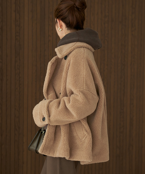 plage（プラージュ）の「TRADITIONAL WEATHERWEAR 別注 ECO FUR Pコート（ピーコート・レディース・キャメル/ブラック・FREE）」の6枚目の写真