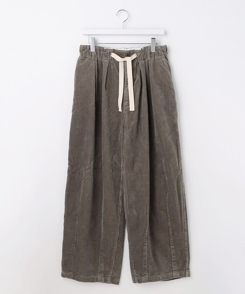 J.PRESS YORK STREET(ジェイプレスヨークストリート)の「【UNISEX】コーデュロイ 2タックワイドパンツ(その他パンツ・メンズ・ライトグレー系/カーキ系・F)」の2枚目の写真