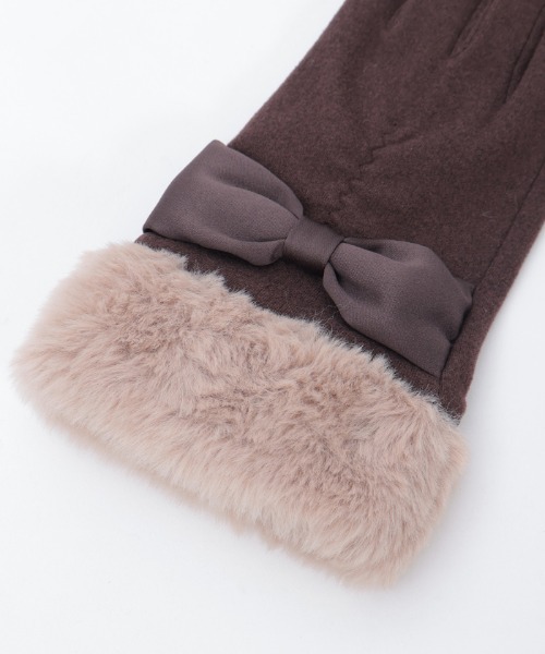 axes femme（アクシーズファム）の「配色サテンリボンファー手袋（手袋・レディース・ブラウン/ベージュ/ブラック・FREE）」の11枚目の写真