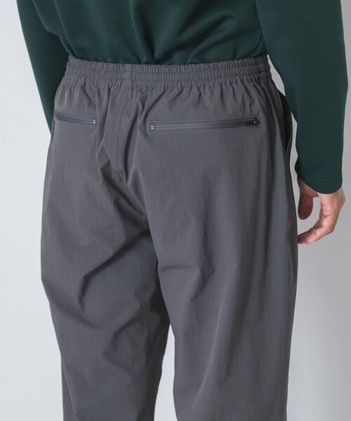 URBAN RESEARCH Sonny Label（アーバンリサーチサニーレーベル）の「OOPS　吸汗速乾UVカット機能パンツ（その他パンツ・メンズ・ブラック/グレー・MEDIUM/LARGE/X-LARGE）」の21枚目の写真