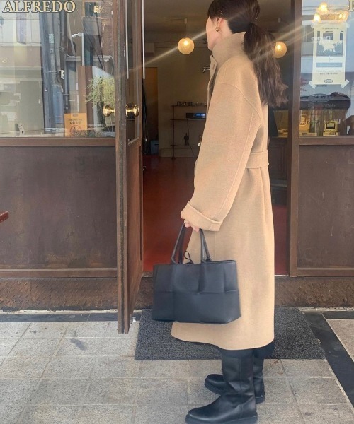 FREE STYLISTS(フリー スタイリスト)の「YUGA_YGMC Stand-collar single-breasted wool coat(ノーカラーコート・レディース・ブラウン/キャメル/グレー/ブラック・FREE)」の20枚目の写真