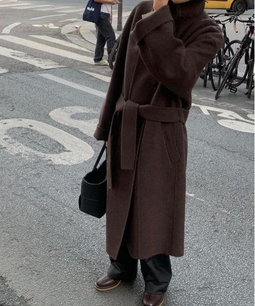 FREE STYLISTS(フリー スタイリスト)の「YUGA_YGMC Stand-collar single-breasted wool coat(ノーカラーコート・レディース・ブラウン/キャメル/グレー/ブラック・FREE)」の21枚目の写真