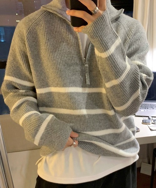 NOWLE（ノウル）の「【NOWLE】ハーフジップ リブ編み ボーダー プルオーバー ニット（ニット/セーター・メンズ・グレー・MEDIUM/LARGE/X-LARGE）」の2枚目の写真