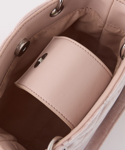 セール】【HolidayCollection】チャーム付きキルティングミニバッグ