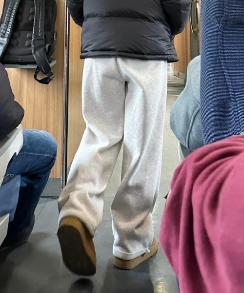 Vipoa（ヴィポア）の「Boa heavy sweat pants（スウェットパンツ・レディース・ライトグレー/チャコールグレー・FREE）」の15枚目の写真