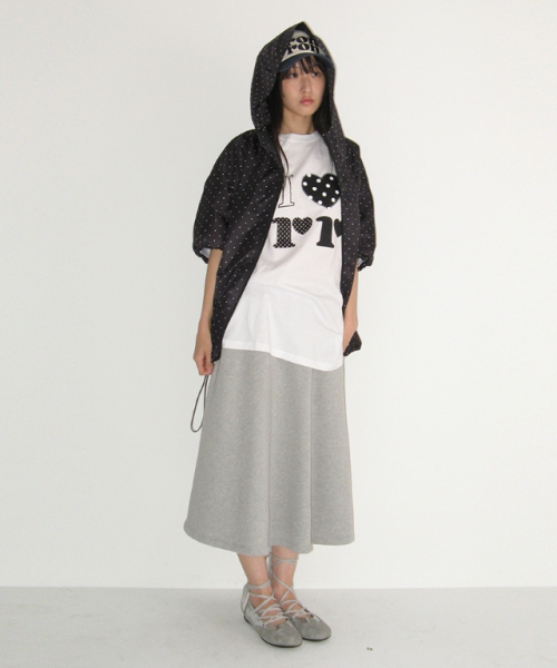 RONRON(ロンロン)の「HOODED HALF SLEEVE WINDBREAKER BLACK WHITE DOT(マウンテンパーカー・レディース・その他・FREE)」の6枚目の写真