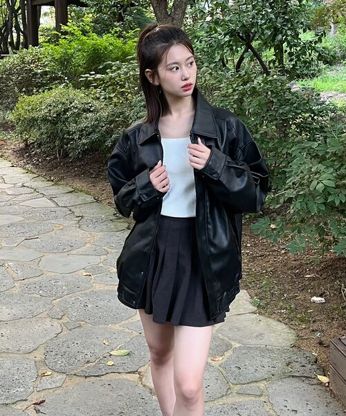 VTWO(ブイツー)の「465-3 VEGAN LEATHER OVERFIT JACKET_BLACK(ライダースジャケット・レディース・その他・MEDIUM/LARGE)」の3枚目の写真