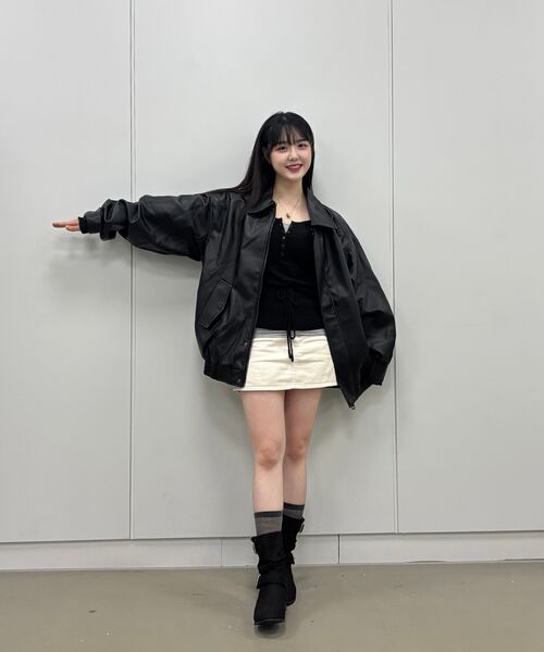 VTWO(ブイツー)の「465-3 VEGAN LEATHER OVERFIT JACKET_BLACK(ライダースジャケット・レディース・その他・MEDIUM/LARGE)」の4枚目の写真