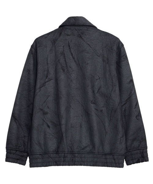 BENUSTA(ベヌスタ)の「『BENUSTA/ベヌスタ』スウェード風加工ジャケット【GC】(ブルゾン・メンズ・ブラック・L/XL)」の7枚目の写真