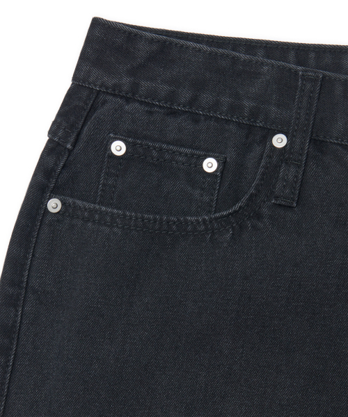 NOMANUAL(NOMANUAL)の「STRAIGHT WIDE DENIM PANTS - BLACK(デニムパンツ・レディース・その他・LARGE/X-LARGE/SMALL/MEDIUM)」の5枚目の写真