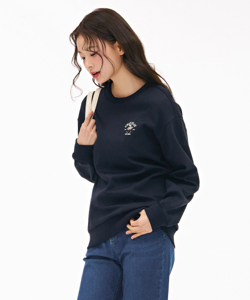 CHASECULT(チェイスカルト)の「共用キャラクターグラフィックスウェットシャツ-ネイビー(スウェット・メンズ・ネイビー・100/95/105/90)」の5枚目の写真