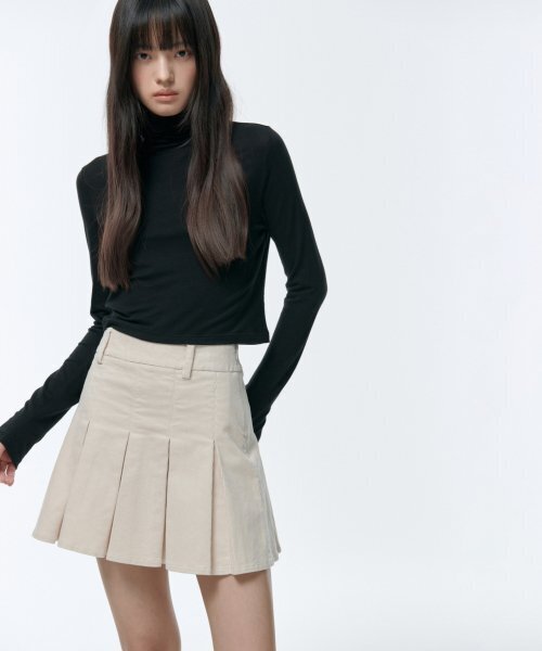 MUSINSA STANDARD WOMAN（ムシンサスタンダードウーマン）の「ウィメンズ コーデュロイ プリーツ ミニスカート [クリーム]（スカート・レディース・その他・SMALL/MEDIUM/LARGE/X-SMALL）」の4枚目の写真