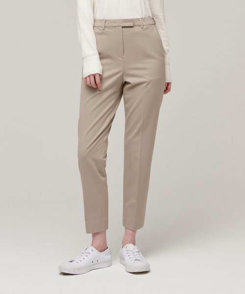 MUSINSA STANDARD WOMAN(ムシンサスタンダードウーマン)の「レディースヘビーウェイトインナーウェアスリムストレート隠しバンディングスラックス【ベージュ】(スラックス・レディース・その他・32/30/31/24/26/27/28/29)」の1枚目の写真