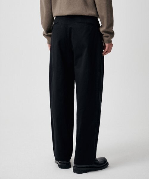 MUSINSA STANDARD（ムシンサスタンダード）の「スリータックセミバルーンチノパンツ[ブラック]（その他パンツ・メンズ・その他・40/38/42/36/30/31/26/27/28/29）」の8枚目の写真