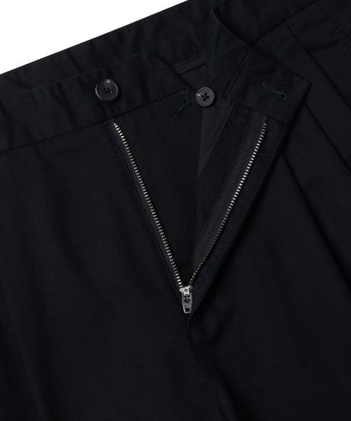 MUSINSA STANDARD（ムシンサスタンダード）の「スリータックセミバルーンチノパンツ[ブラック]（その他パンツ・メンズ・その他・40/38/42/36/30/31/26/27/28/29）」の9枚目の写真