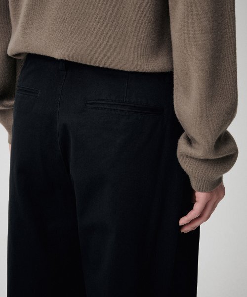 MUSINSA STANDARD（ムシンサスタンダード）の「スリータックセミバルーンチノパンツ[ブラック]（その他パンツ・メンズ・その他・40/38/42/36/30/31/26/27/28/29）」の11枚目の写真