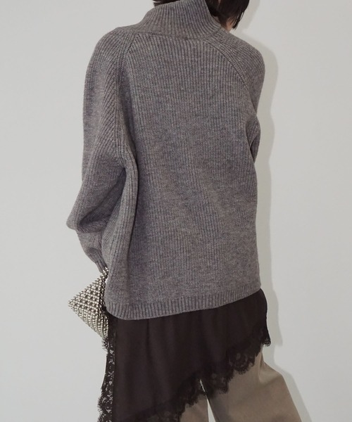 chuclla（チュクラ）の「サイドジップ ハイネックリブニット chw25a132（ニット/セーター・レディース・ベージュ/ブラック/グレー・FREE）」の16枚目の写真