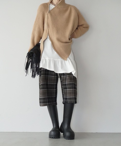 chuclla（チュクラ）の「サイドジップ ハイネックリブニット chw25a132（ニット/セーター・レディース・ベージュ/ブラック/グレー・FREE）」の18枚目の写真