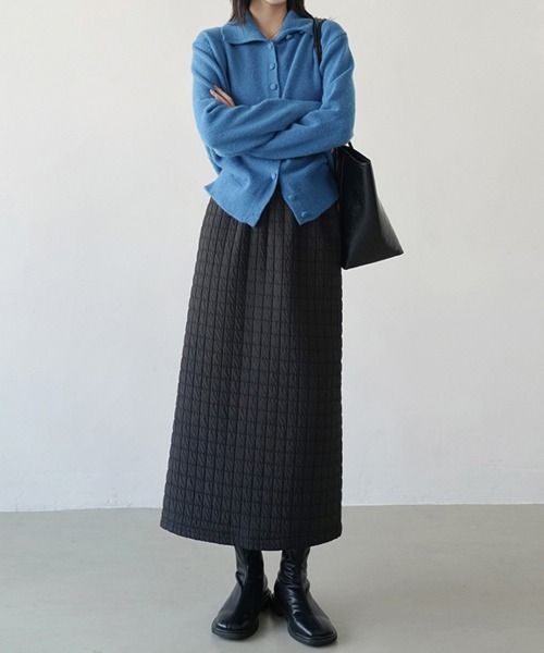 ONEP STAR(ワンピスター)の「スリット入りキルティングスカート(スカート・レディース・ブラック/ベージュ・SMALL/MEDIUM/LARGE)」の8枚目の写真
