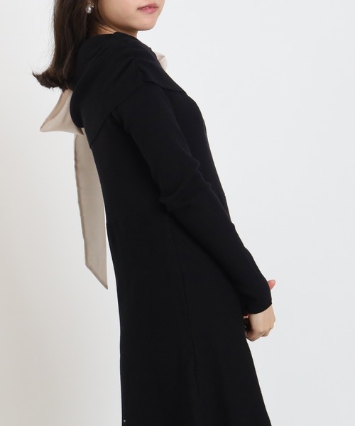 ASTORIA ODIER（アストリアオディール）の「アシメリボンオフショルニットワンピース（ワンピース・レディース・チャコールグレー/ブラック/ピンクベージュ/ワイン・MEDIUM）」の22枚目の写真