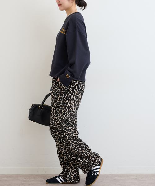 JOURNAL STANDARD relume（ジャーナルスタンダード　レリューム）の「《追加》刺繍ロゴスウェット（スウェット・レディース・レッド/チャコールグレー/ネイビー・FREE）」の14枚目の写真