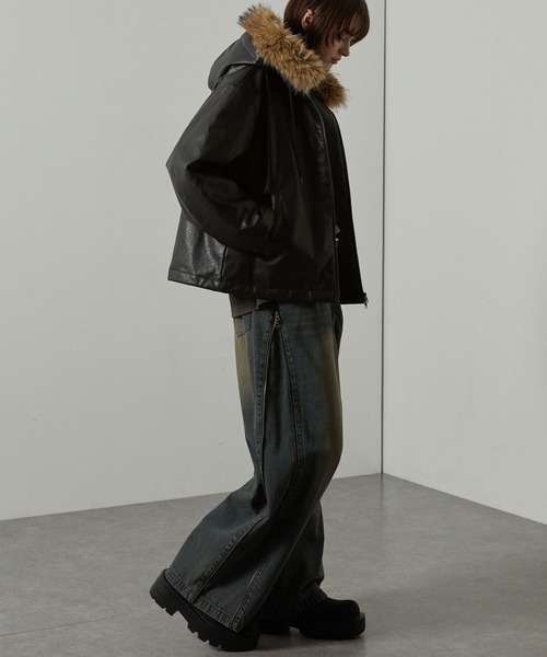 Alfred Alex（アルフレッドアレックス）の「【Alfred Alex】2WAYヴィンテージライクオーバーサイズファーフードブルゾン（ブルゾン・メンズ・ブラック/ブラック系/ブラウン・L/M）」の7枚目の写真