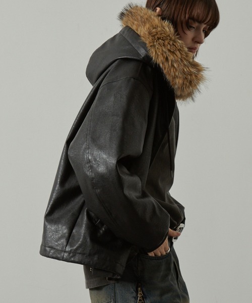 Alfred Alex（アルフレッドアレックス）の「【Alfred Alex】2WAYヴィンテージライクオーバーサイズファーフードブルゾン（ブルゾン・メンズ・ブラック/ブラック系/ブラウン・L/M）」の12枚目の写真