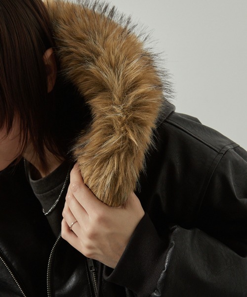 Alfred Alex（アルフレッドアレックス）の「【Alfred Alex】2WAYヴィンテージライクオーバーサイズファーフードブルゾン（ブルゾン・メンズ・ブラック/ブラック系/ブラウン・L/M）」の19枚目の写真