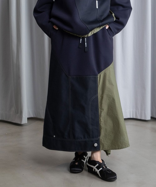 MARECHAL TERRE（マルシャルテル）の「ドッキングデザインスカート（スカート・レディース・ブラック/アイボリー/グレー系/ネイビー・MEDIUM）」の4枚目の写真