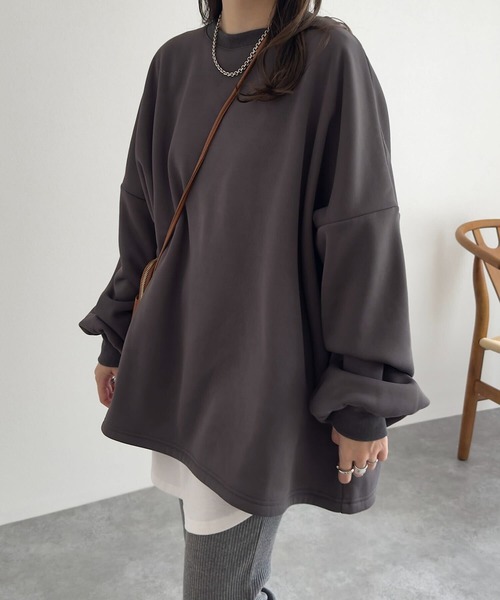 KOBE LETTUCE(コウベレタス)の「裏ボアスウェット2タイプトップス(スウェット・レディース・ブラック/アイボリー/グレー/グレー系/アイボリー系/ブラック系・M-Short/M-Long)」の8枚目の写真