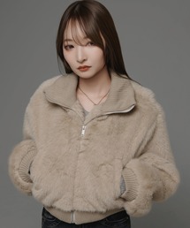 .KOM（ドットコム）の「『.KOM/ドットケーオーエム』スタンドカラーファーJKT【GC】（ブルゾン）」