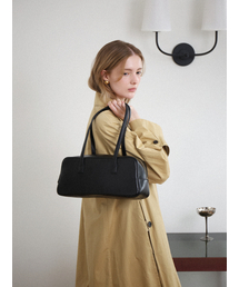 REFRAME（リフレーム）の「ニューフレームショルダーバッグシリーズ イタリアンカウグロッシーレザー ラージサイズ ブラック（ショルダーバッグ）」