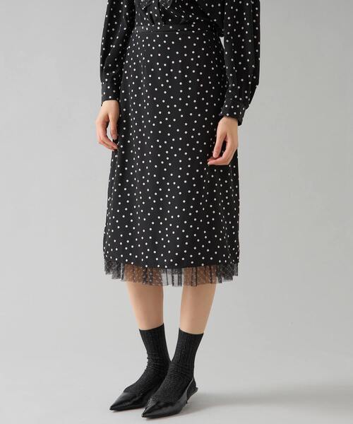 Tiara（ティアラ）の「ドットプリントフリルスカート（スカート・レディース・ホワイト/ブラック・2/3）」の2枚目の写真