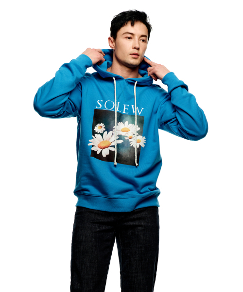SOLEW(ソル)の「フラワーグラフィックフードパーカー_ブルー(パーカー・メンズ・その他・SMALL/MEDIUM/LARGE/X-LARGE/X-SMALL)」の2枚目の写真
