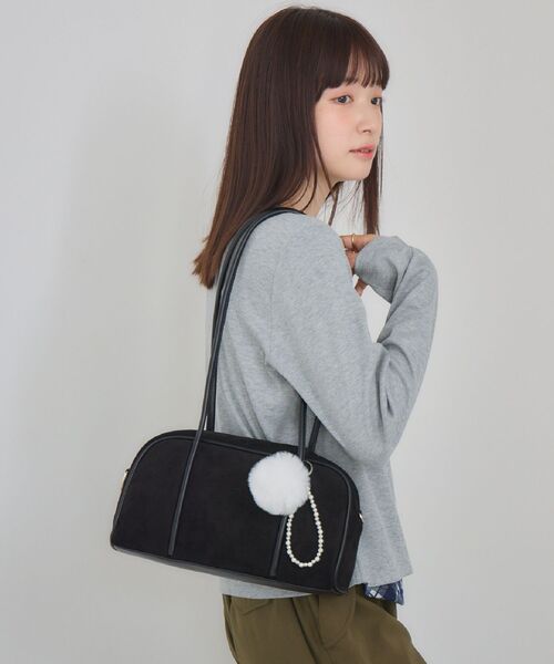 RETRO GIRL（レトロガール）の「ファーチャームボストン（ショルダーバッグ・レディース・ブラック/ブラウン/レッド・ONE SIZE）」の8枚目の写真