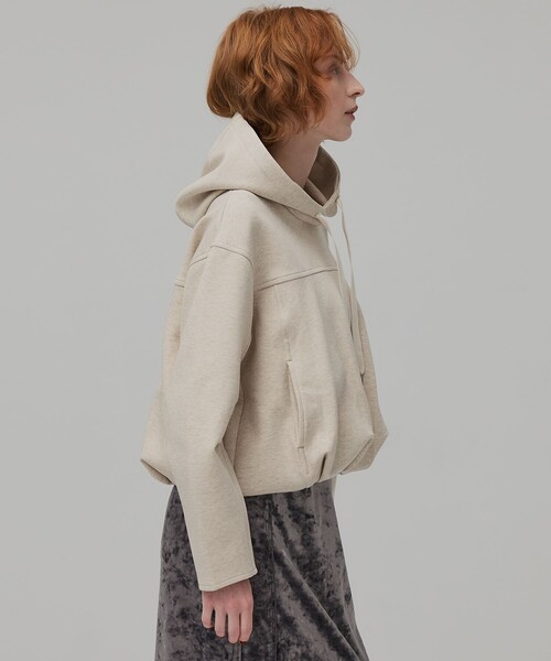 PUBLIC TOKYO（パブリックトウキョウ）の「ダンボールバルーンフーディ（パーカー・レディース・ダークグレー/アイボリー・FREE）」の10枚目の写真