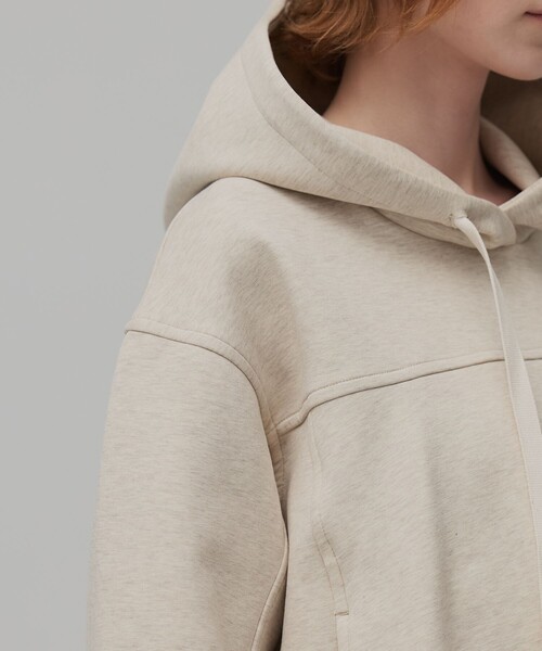 PUBLIC TOKYO（パブリックトウキョウ）の「ダンボールバルーンフーディ（パーカー・レディース・ダークグレー/アイボリー・FREE）」の18枚目の写真