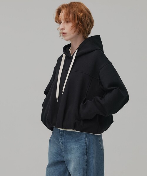 PUBLIC TOKYO（パブリックトウキョウ）の「ダンボールバルーンフーディ（パーカー・レディース・ダークグレー/アイボリー・FREE）」の2枚目の写真