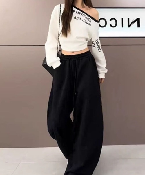LETee(レティー)の「ワイドレッグパンツ/ポケット有(その他パンツ・レディース・ブラック・FREE)」の6枚目の写真