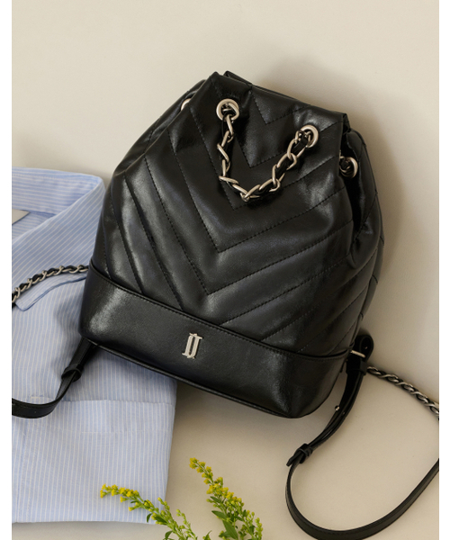 JESTINA(ジェイエスティナ)の「ILLY SMバックパック BK (JHNCHB6BS351BK980)(バックパック/リュック・レディース・ブラック・FREE)」の1枚目の写真