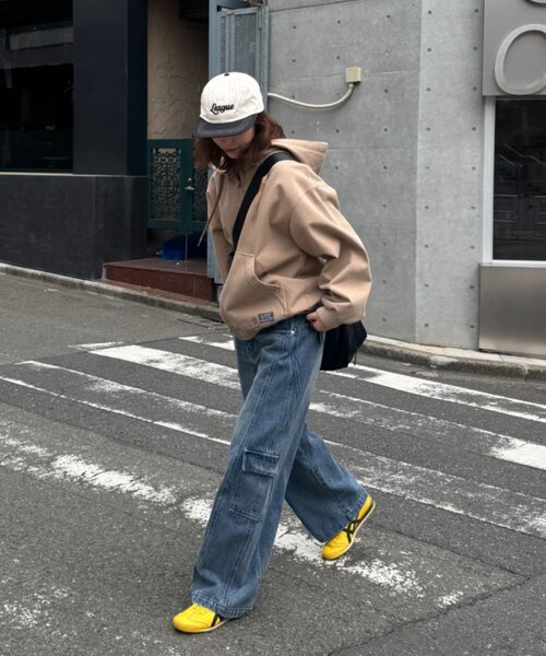 CIAOPANIC TYPY(チャオパニックティピー)の「【UNISEX】アソート素材フードジャケット/デニムジャケット/アクティブジャケット(デニムジャケット・レディース・ブラック/ブルー/ベージュ・MEDIUM/LARGE)」の6枚目の写真