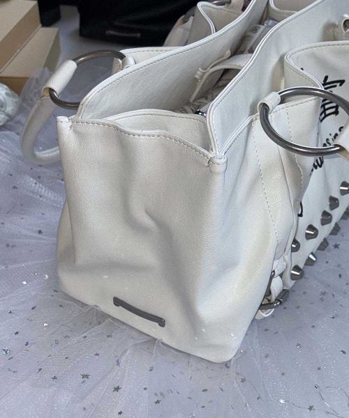 SCULPTOR(スカルプター)の「Millionaire Tote Bag(ショルダーバッグ・レディース・ホワイト/ピンク・FREE)」の3枚目の写真