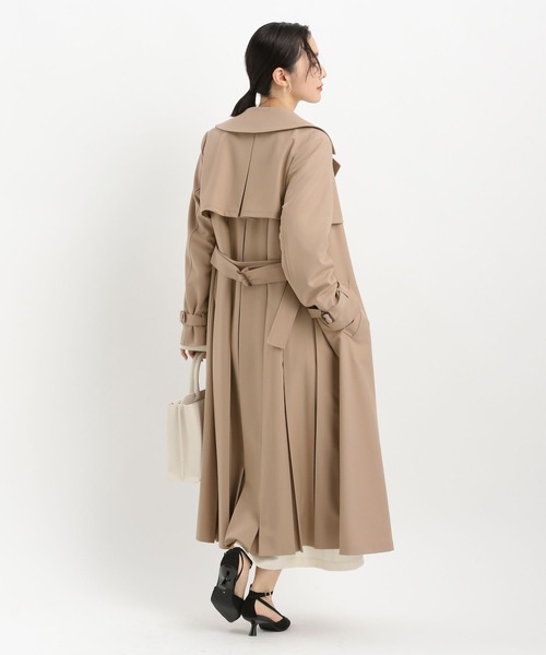 Andemiu（アンデミュウ）の「バックデザイントレンチコート636657