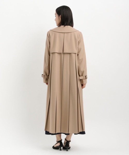 Andemiu(アンデミュウ)の「バックデザイントレンチコート636657(トレンチコート・レディース・ベージュ/ネイビー・FREE)」の19枚目の写真
