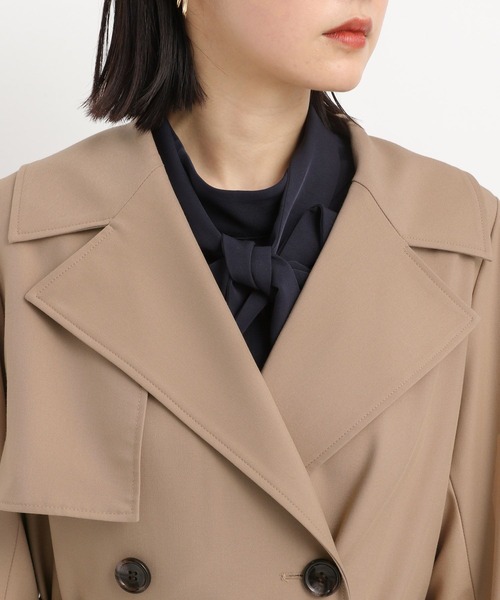 Andemiu(アンデミュウ)の「バックデザイントレンチコート636657(トレンチコート・レディース・ベージュ/ネイビー・FREE)」の20枚目の写真