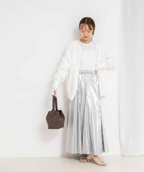 NOLLEY’S（ノーリーズ）の「ウォッシャブル2WAYロングジップスウェット（スウェット・レディース・ホワイト/シルバー/グレー・FREE）」の7枚目の写真