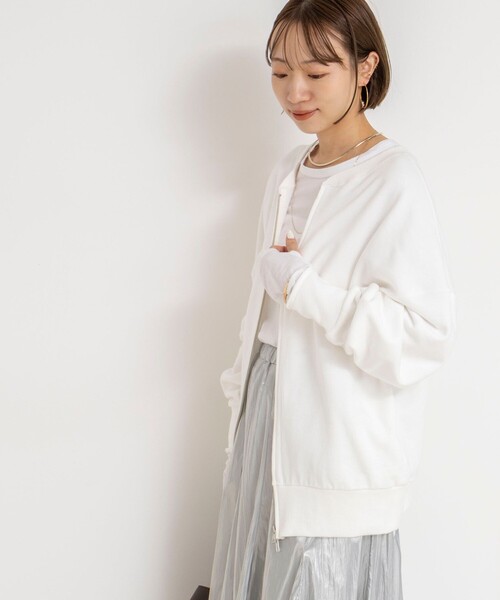 NOLLEY’S（ノーリーズ）の「ウォッシャブル2WAYロングジップスウェット（スウェット・レディース・ホワイト/シルバー/グレー・FREE）」の8枚目の写真